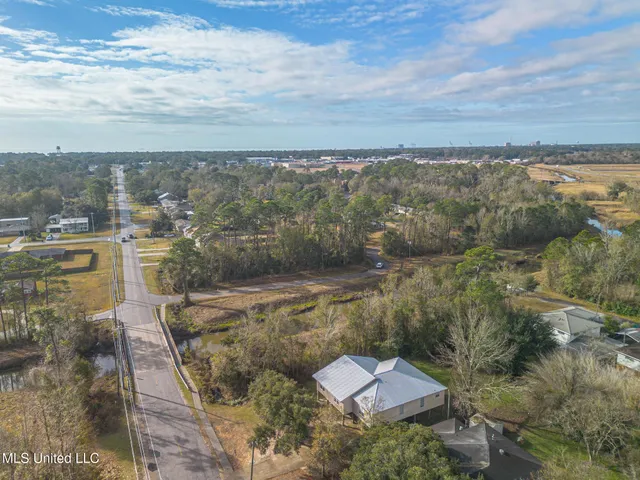 $330,000 | 4003 Washington Avenue, Gulfport, MS 39507