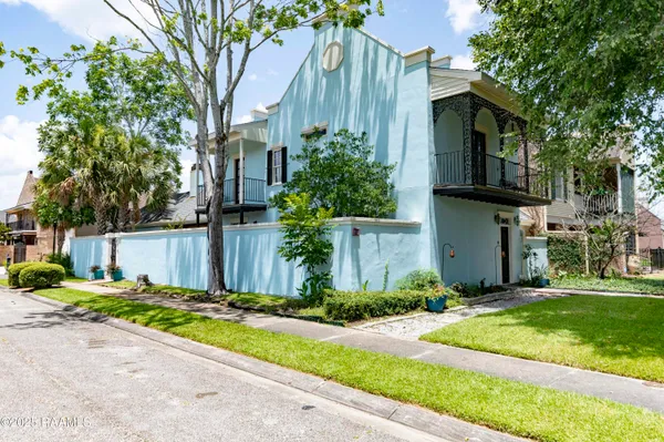 $253,000 | 211 Ursuline Street, Lafayette, LA 70506