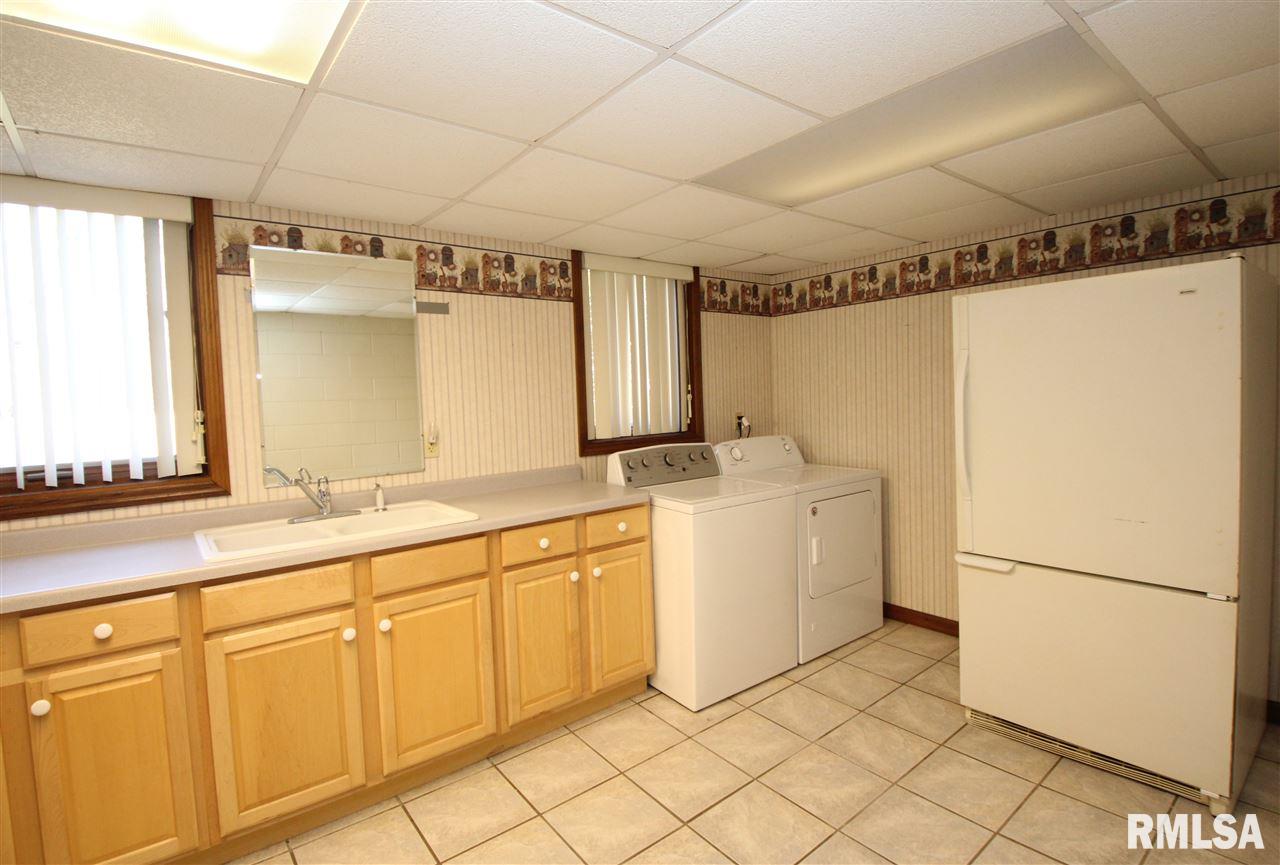 2306 Springfield Road East Peoria, IL 61611 - Photo 27 of 36 Gallery Image 27
