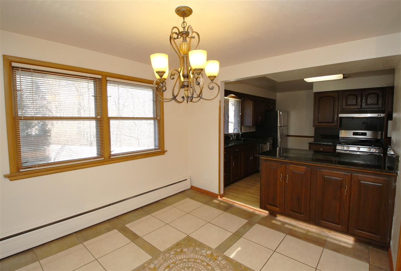 2306 Springfield Road East Peoria, IL 61611 - Photo 7 of 36 Gallery Image 7