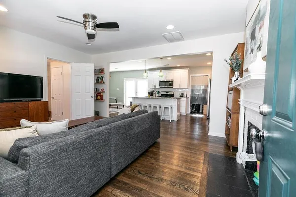 $2,500 | 518 Erin Avenue Southwest, Atlanta, GA 30310