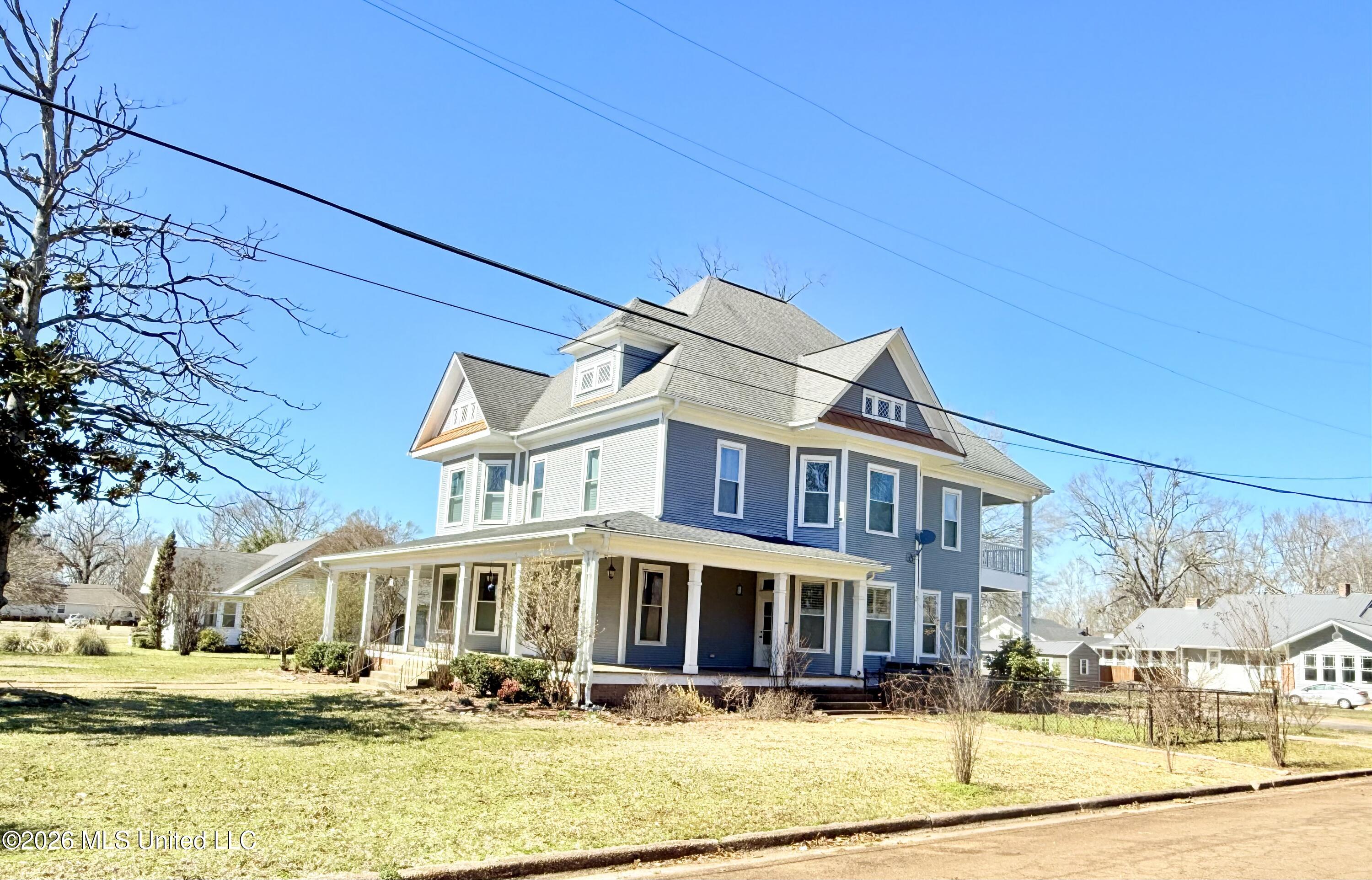 318 West Chestnut Street Charleston, MS 38921 - Photo 2 of 66 IMG_6200