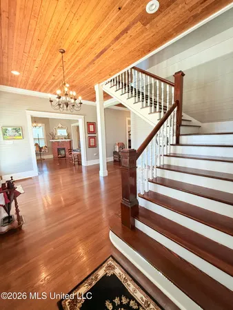 $289,000 | 318 West Chestnut Street, Charleston, MS 38921