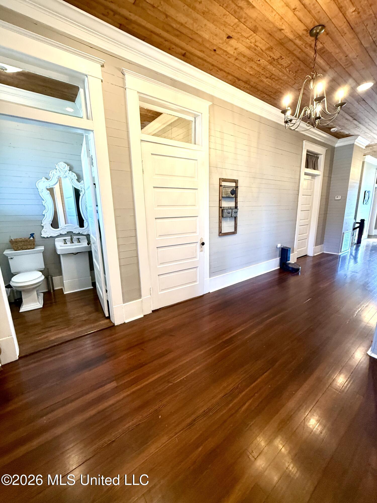 318 West Chestnut Street Charleston, MS 38921 - Photo 39 of 66 IMG_6275