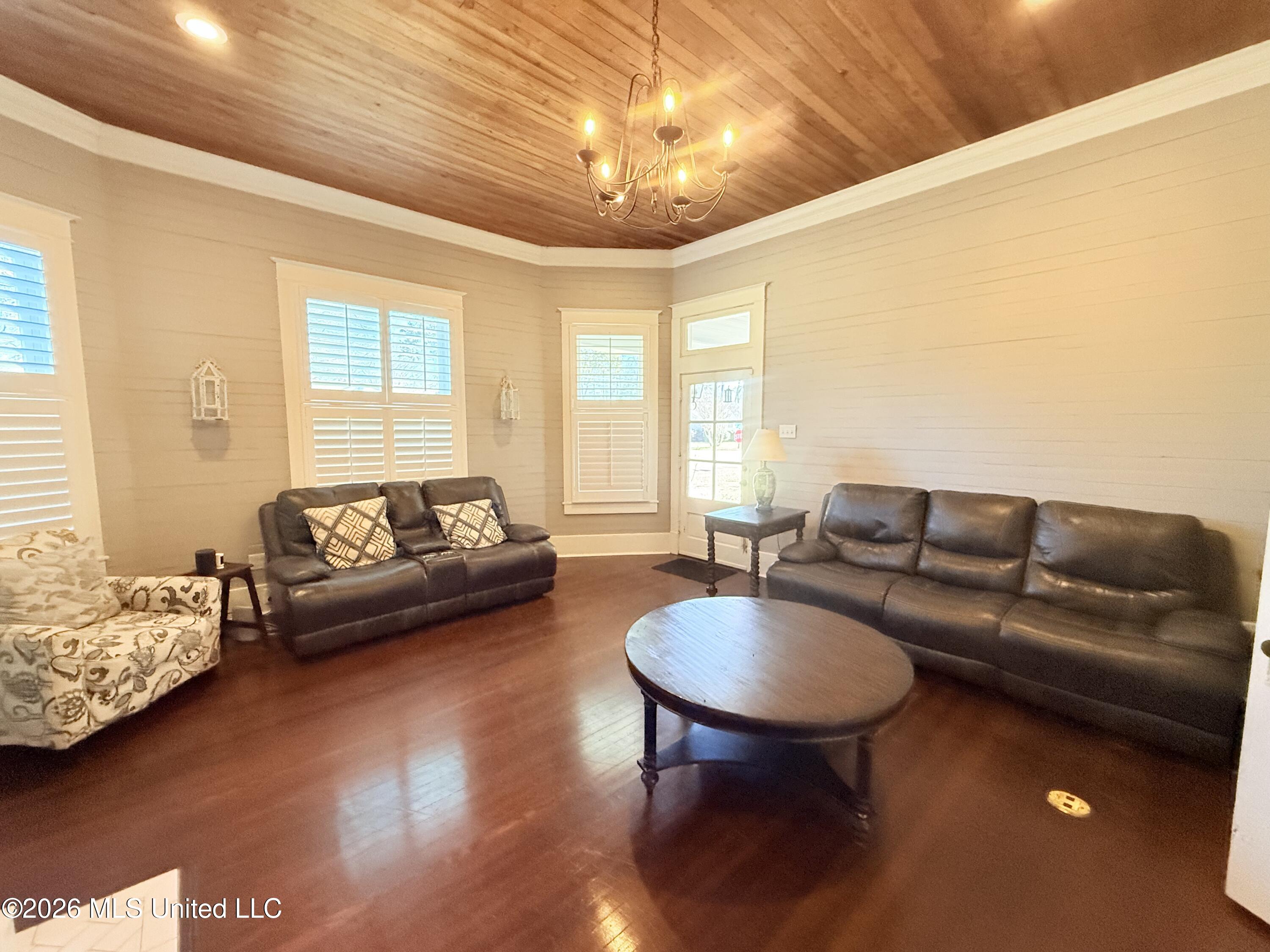 318 West Chestnut Street Charleston, MS 38921 - Photo 54 of 66 IMG_6293