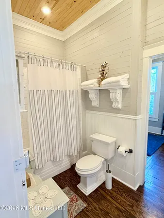 $289,000 | 318 West Chestnut Street, Charleston, MS 38921