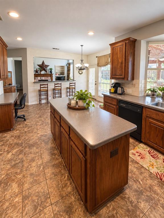 25 Ridgewood Drive Trophy Club, TX 76262 - Photo 8 of 38 Gallery Image 8