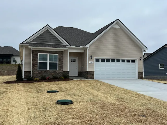 $2,390 | 1139 Bluecreek Circle, Murfreesboro, TN 37129