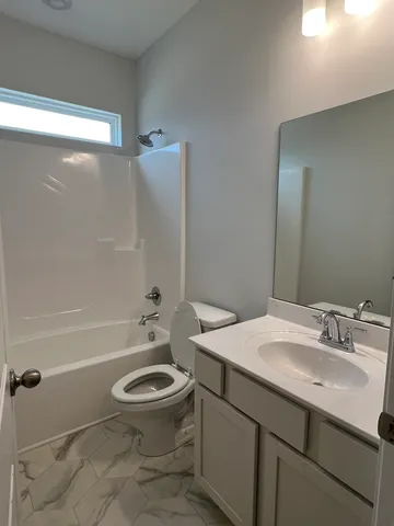 $2,390 | 1139 Bluecreek Circle, Murfreesboro, TN 37129