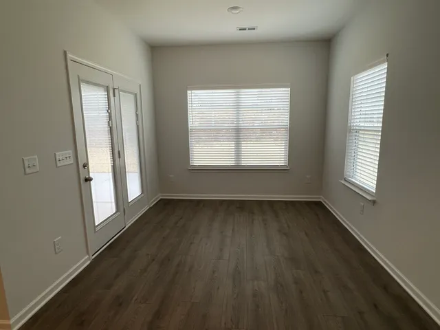 $2,390 | 1139 Bluecreek Circle, Murfreesboro, TN 37129