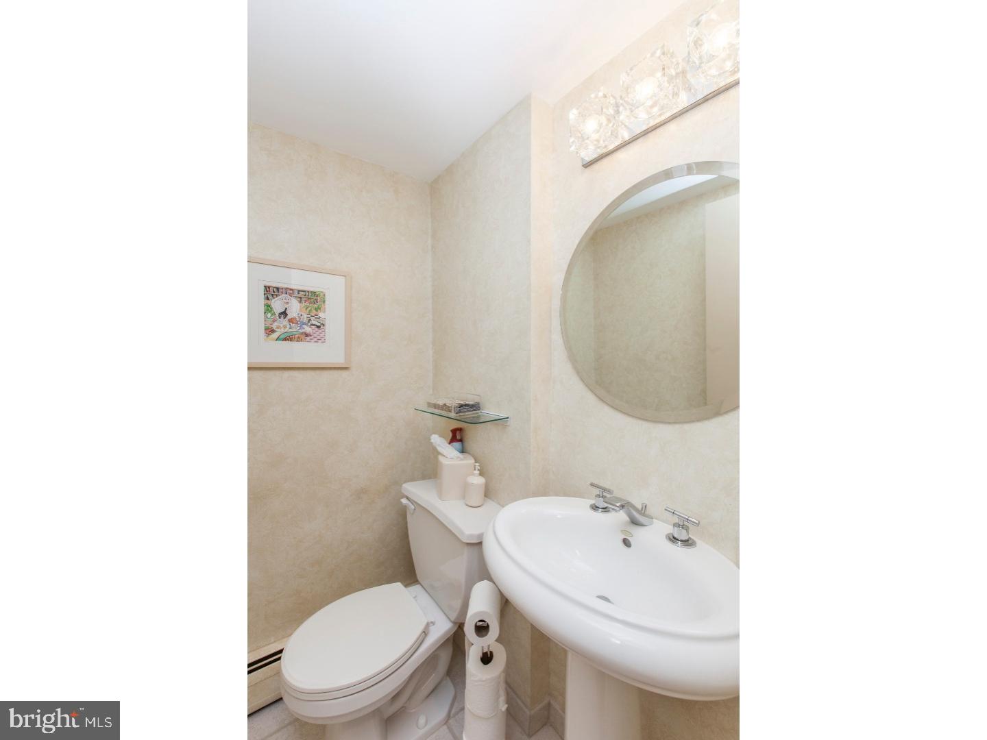 2180 North Stone Ridge Lane Villanova, PA 19085 - Photo 21 of 25 Bathroom