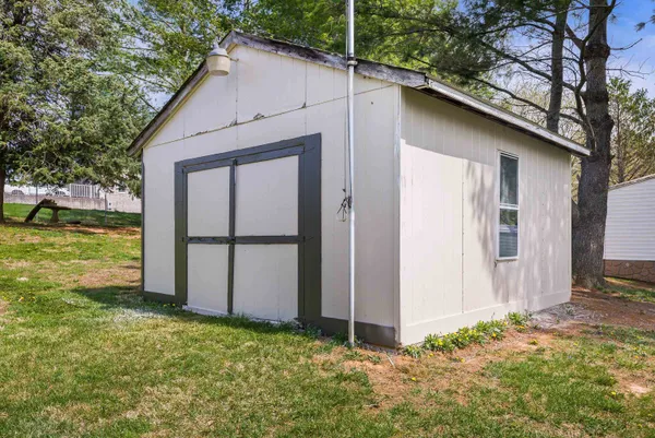 $349,000 | 15 Romaine Lane, Stuarts Draft, VA 24477