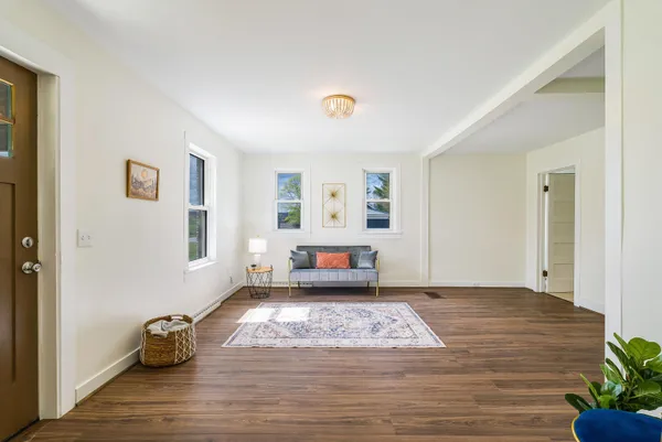 $349,000 | 15 Romaine Lane, Stuarts Draft, VA 24477