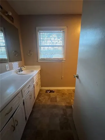 $200,000 | 1902 Mural Circle, Morrow, GA 30260