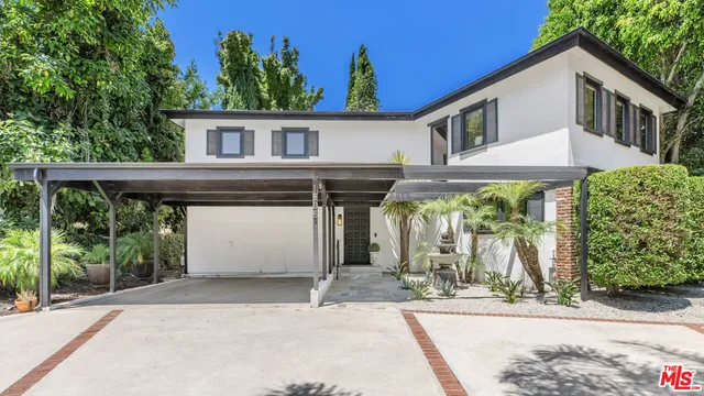 $2,650,000 | 1805 Coldwater Canyon Drive, Beverly Hills, CA 90210