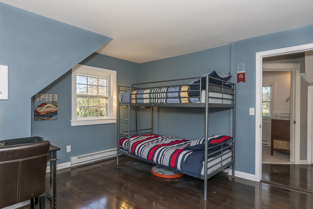 27 Way Road Gloucester, MA 01930 - Photo 17 of 26