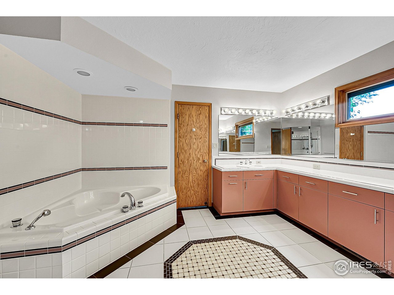 1204 50th Avenue Greeley, CO 80634 - Photo 35 of 49