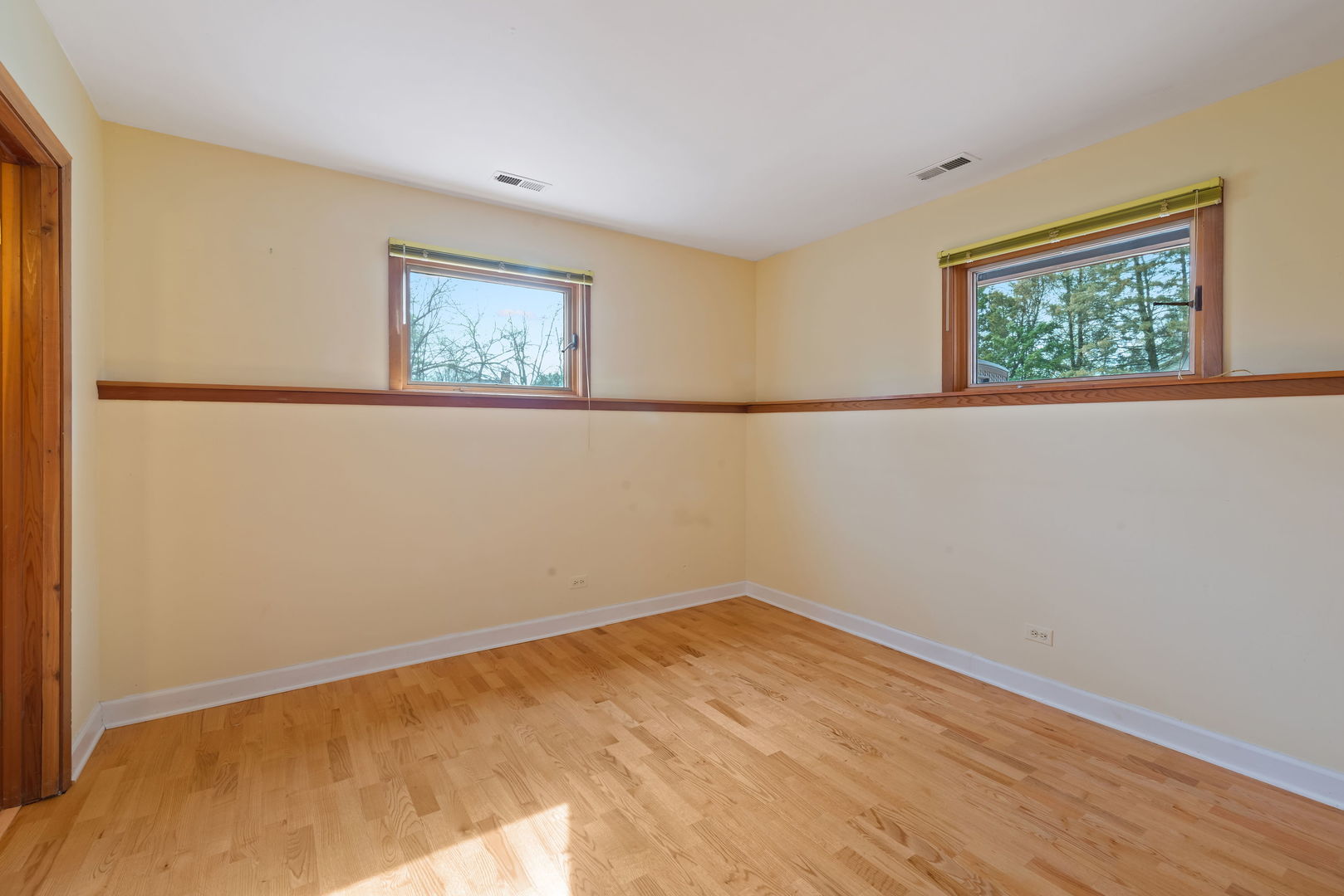 2819 Meyers Road Oak Brook, IL 60523 - Photo 29 of 35 a view of a small space with wooden floor and a window