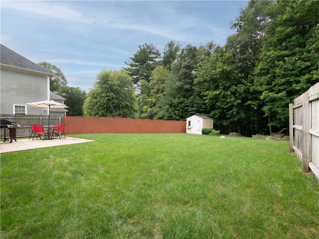 41 Hickory Road Cumberland, RI 02864 - Photo 27 of 33 Gallery Image 27