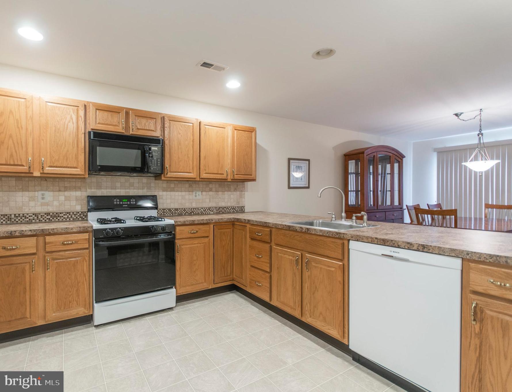 311 Manor Road Harleysville, PA 19438 - Photo 3 of 15 Gallery Image 3