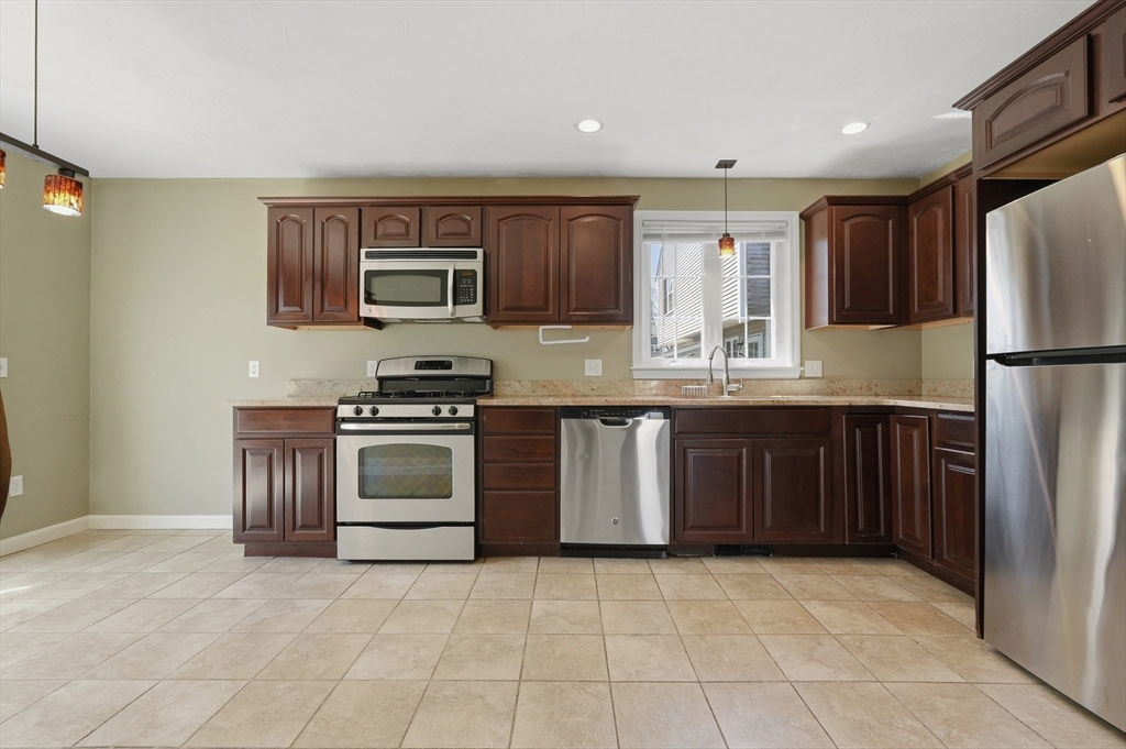 262 Stevens Street, Unit 262 Fall River, MA 02721 - Photo 8 of 29