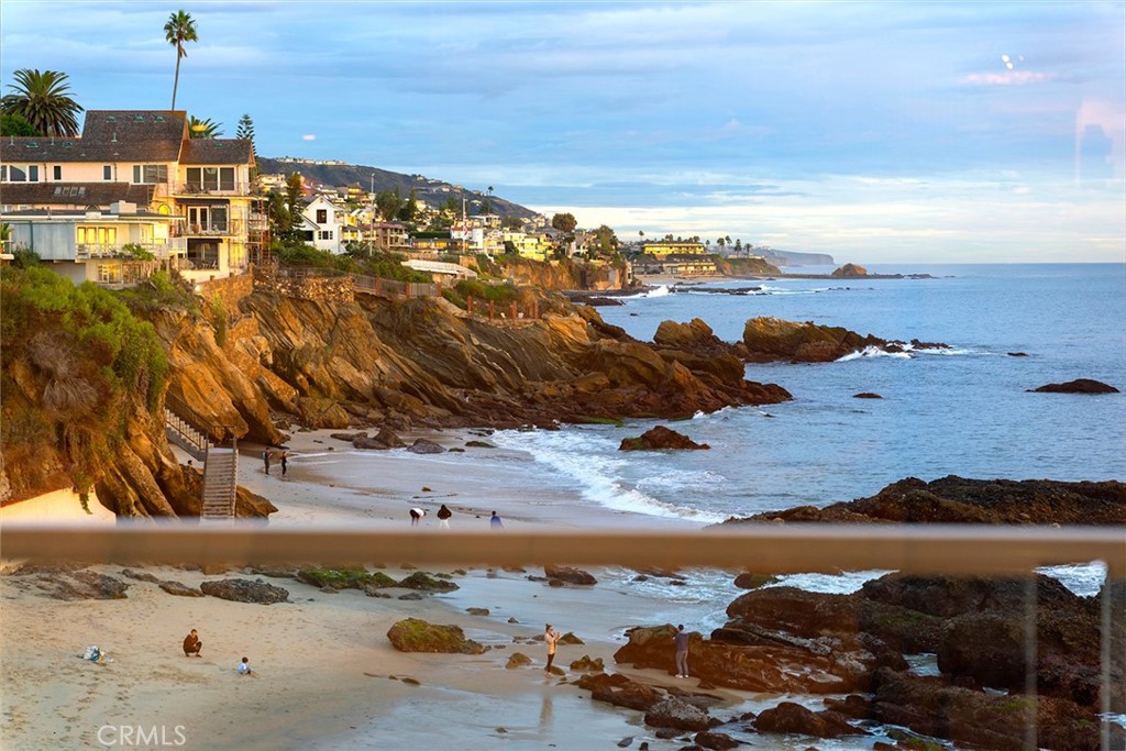 1907 Ocean Way Laguna Beach, CA 92651 - Photo 4 of 74