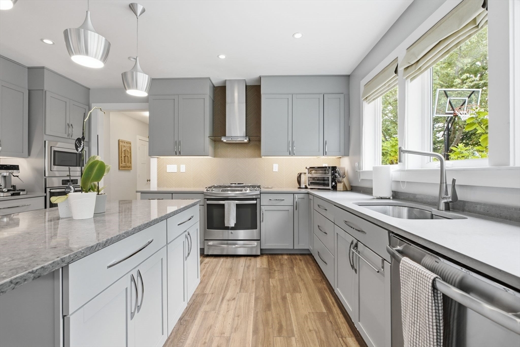 15 George Street Reading, MA 01867 - Photo 16 of 41