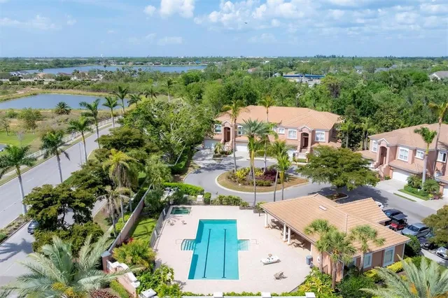 $5,900 | 5469 46th Court West, Bradenton, FL 34210