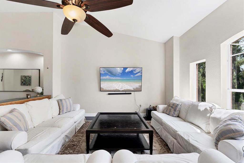 5469 46th Court West Bradenton, FL 34210 - Photo 6 of 46