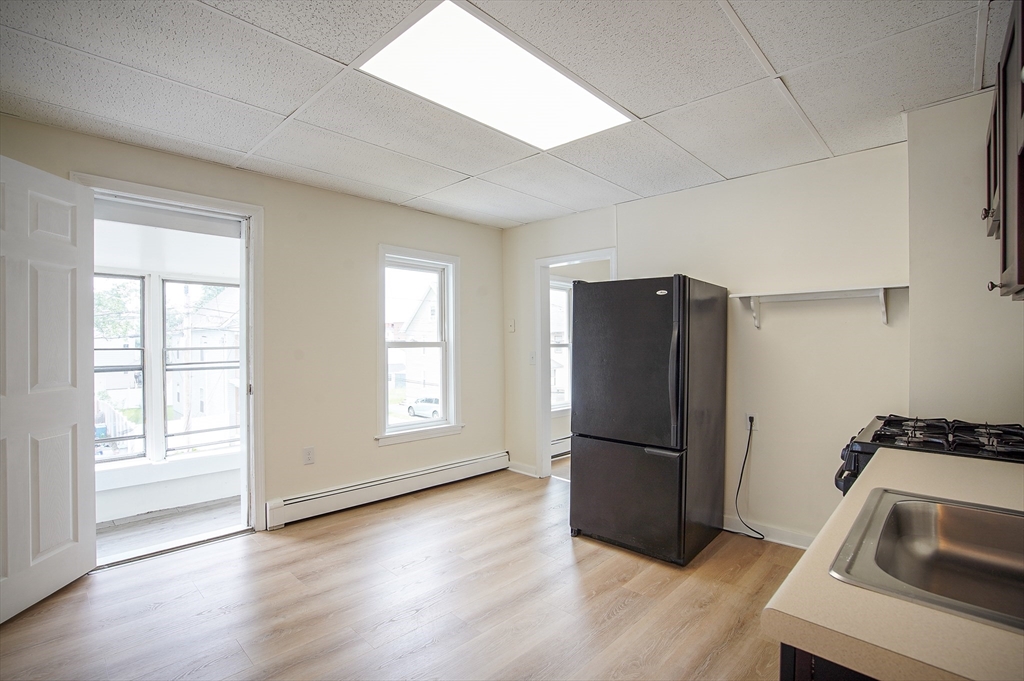 3 Charles Street, Unit 2R Chicopee, MA 01020 - Photo 10 of 16