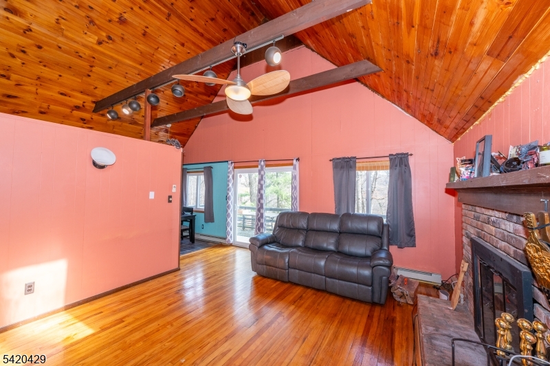 31 Plum Tree Road Vernon, NJ 07462 - Photo 5 of 26