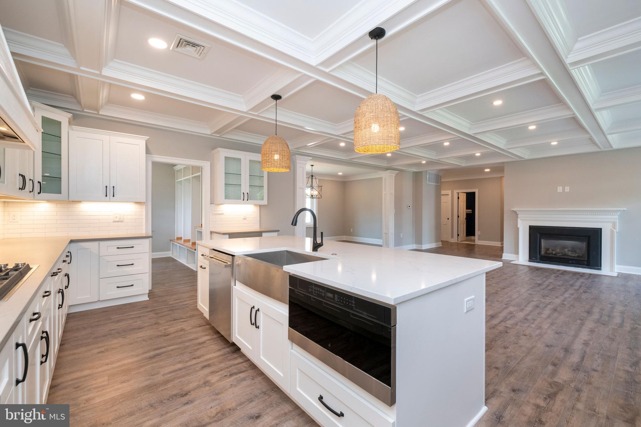705 Chapel Ridge Road Lutherville-Timonium, MD 21093 - Photo 11 of 59 Bosch & Jen Air Appliances