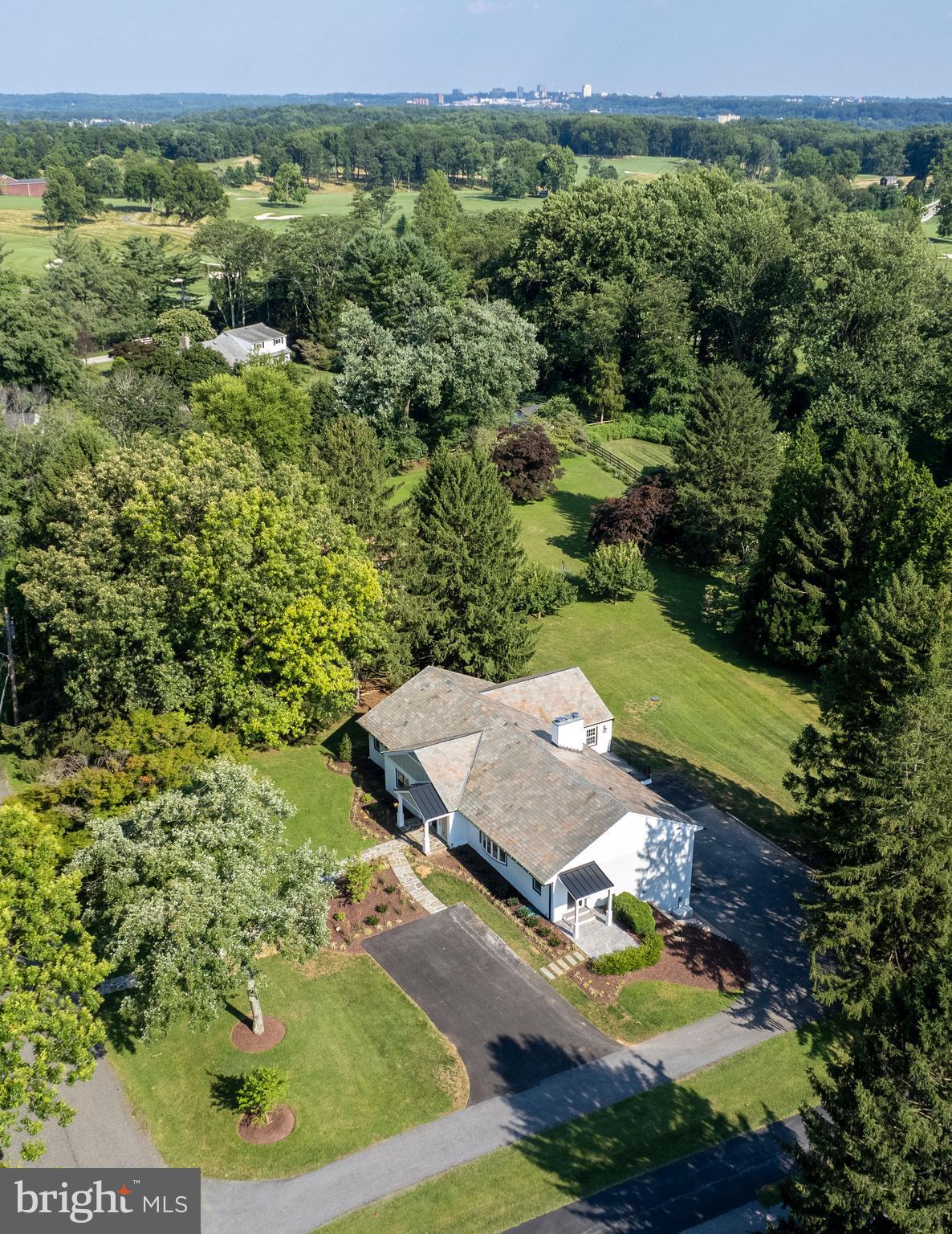 705 Chapel Ridge Road Lutherville-Timonium, MD 21093 - Photo 4 of 59 Gallery Image 4