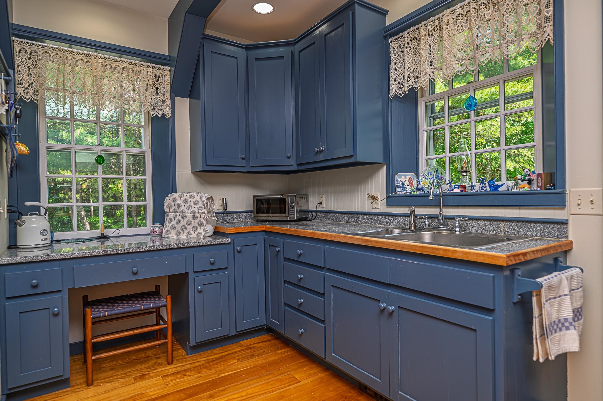 1502 King Hill Road New London, NH 03257 - Photo 14 of 59