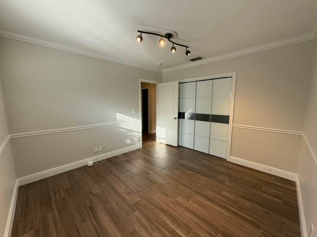 5777 Wind Drift Lane Boca Raton, FL 33433 - Photo 7 of 13 20250205003453376553000000-o