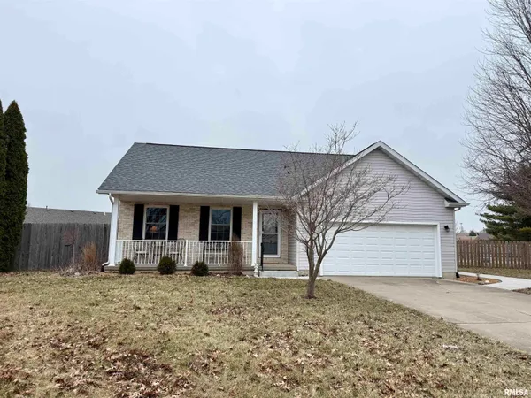 $355,000 | 405 Fox Glove Crest, Chatham, IL 62629
