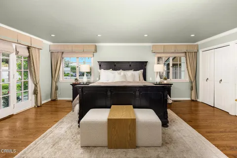 $5,700,000 | 555 Meadow Grove Street, La Canada Flintridge, CA 91011