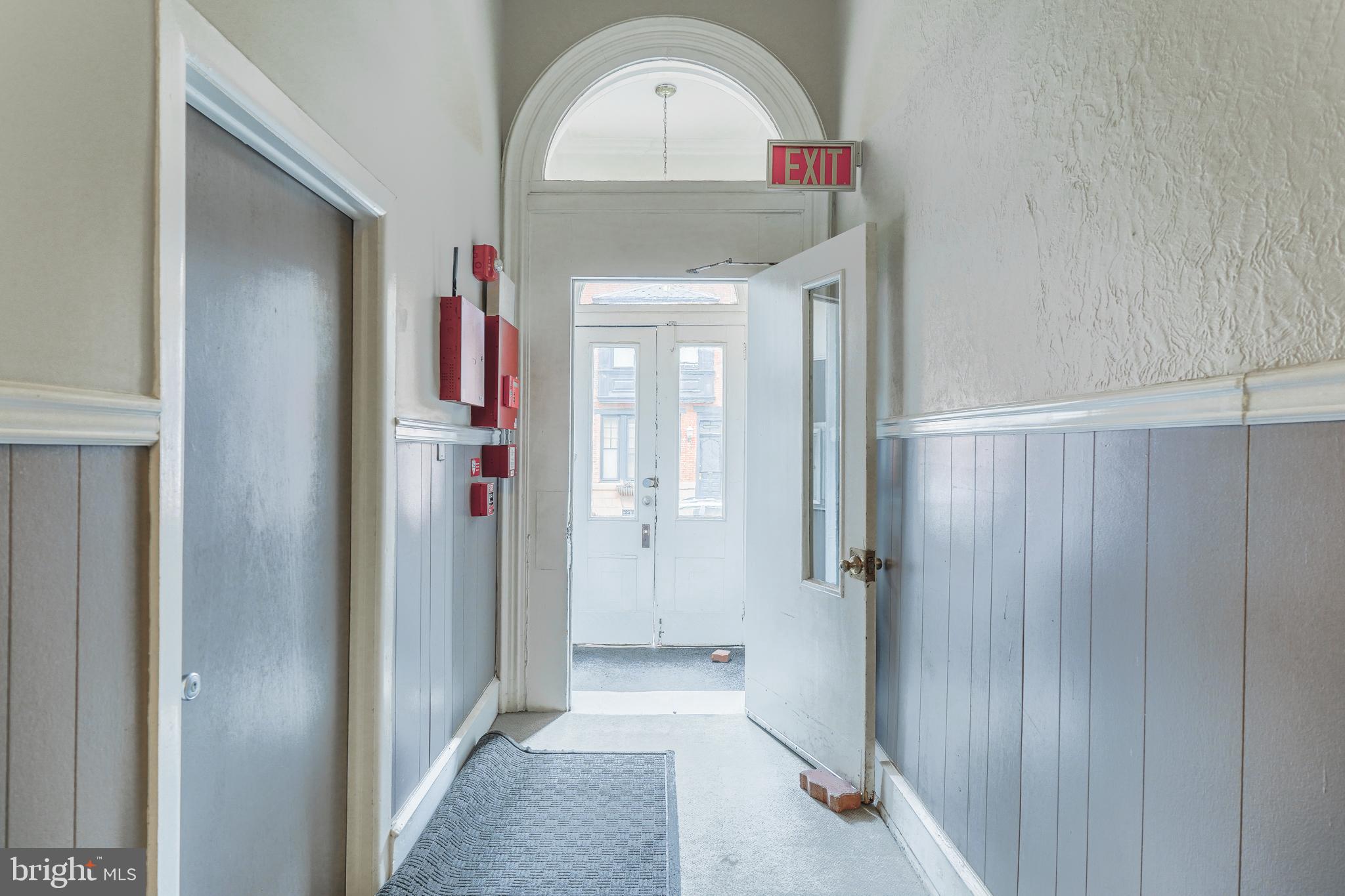 2225 Locust Street, Unit 1F Philadelphia, PA 19103 - Photo 23 of 26