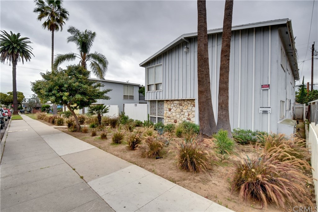 1721 Freeman Avenue Long Beach, CA 90804 - Photo 6 of 11