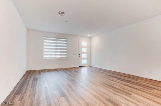 $3,850 | 10269 Lofty Knl Street, Las Vegas, NV 89141