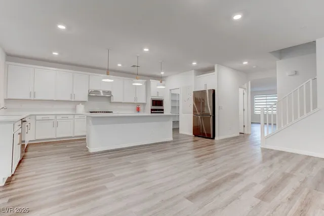 $3,850 | 10269 Lofty Knl Street, Las Vegas, NV 89141