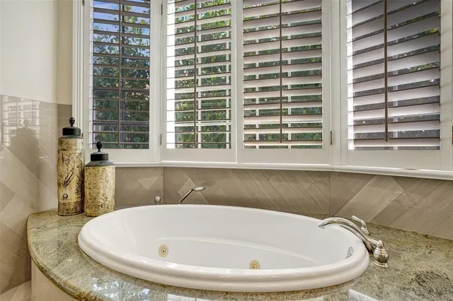 $5,895,000 | 7 Saranac Road, Sea Ranch Lakes, FL 33308