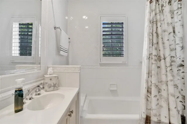 $5,895,000 | 7 Saranac Road, Sea Ranch Lakes, FL 33308