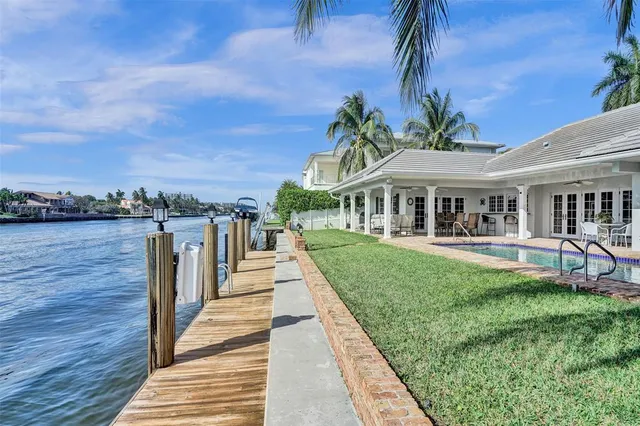 $5,895,000 | 7 Saranac Road, Sea Ranch Lakes, FL 33308