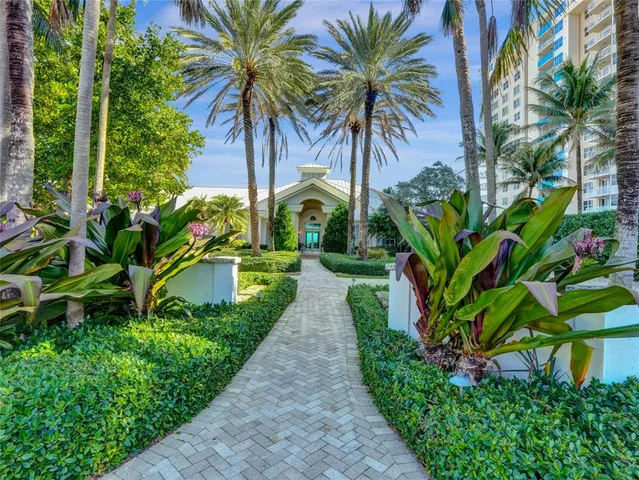 $5,895,000 | 7 Saranac Road, Sea Ranch Lakes, FL 33308