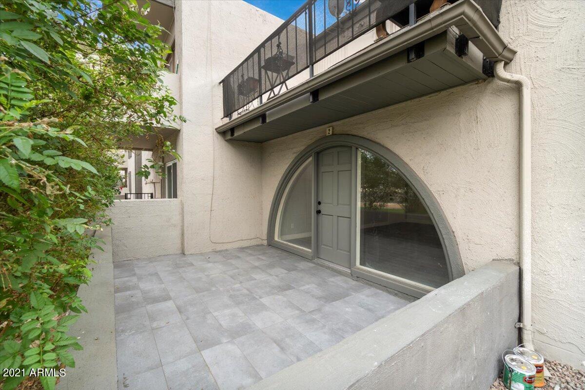 4041 East Camelback Road, Unit 2 Phoenix, AZ 85018 - Photo 25 of 25 a view of entryway