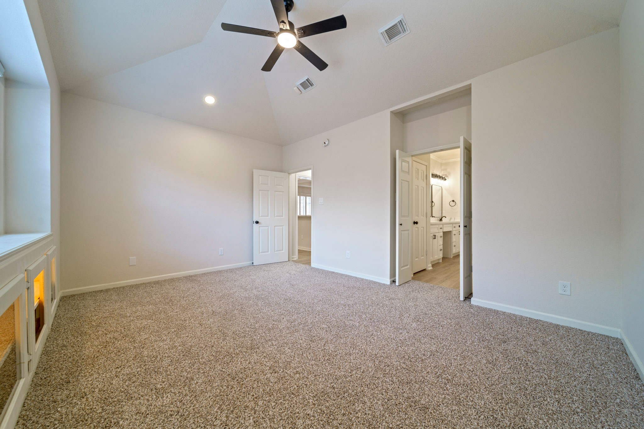 14420 Walters Road, Unit 50 Houston, TX 77014 - Photo 13 of 23 a view of empty room