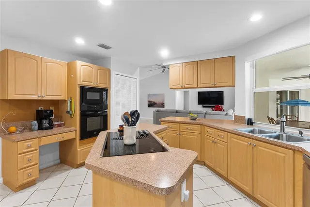 $789,000 | 9671 Northwest 51st Street, Coral Springs, FL 33076