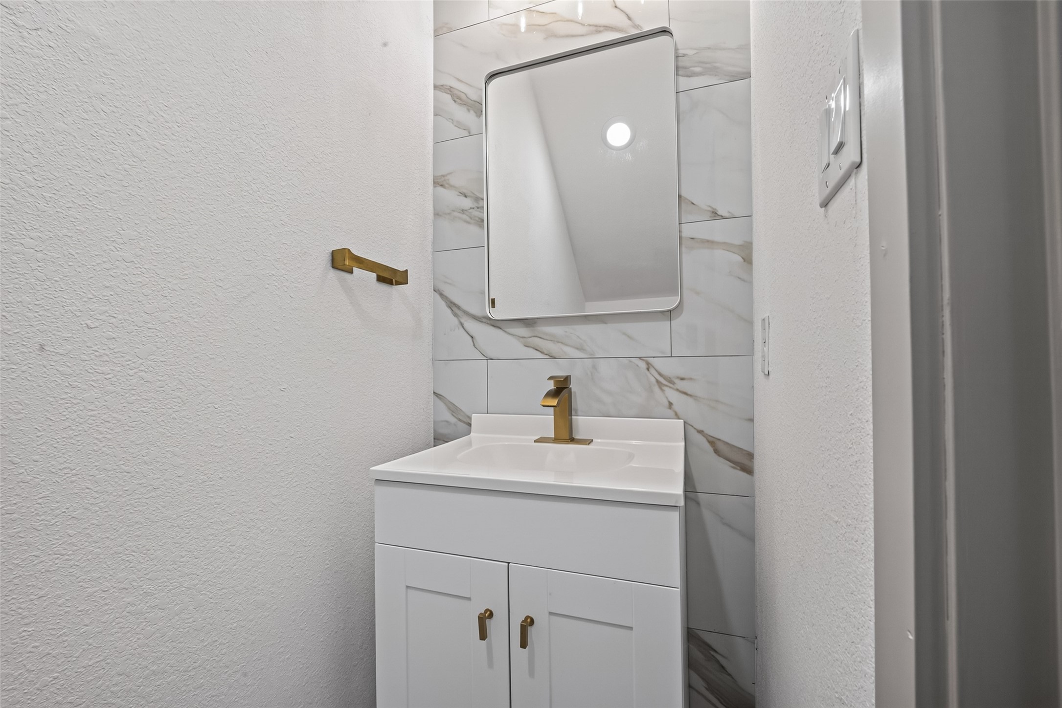 5016 Ricky Street Houston, TX 77033 - Photo 19 of 50 Gallery Image 19