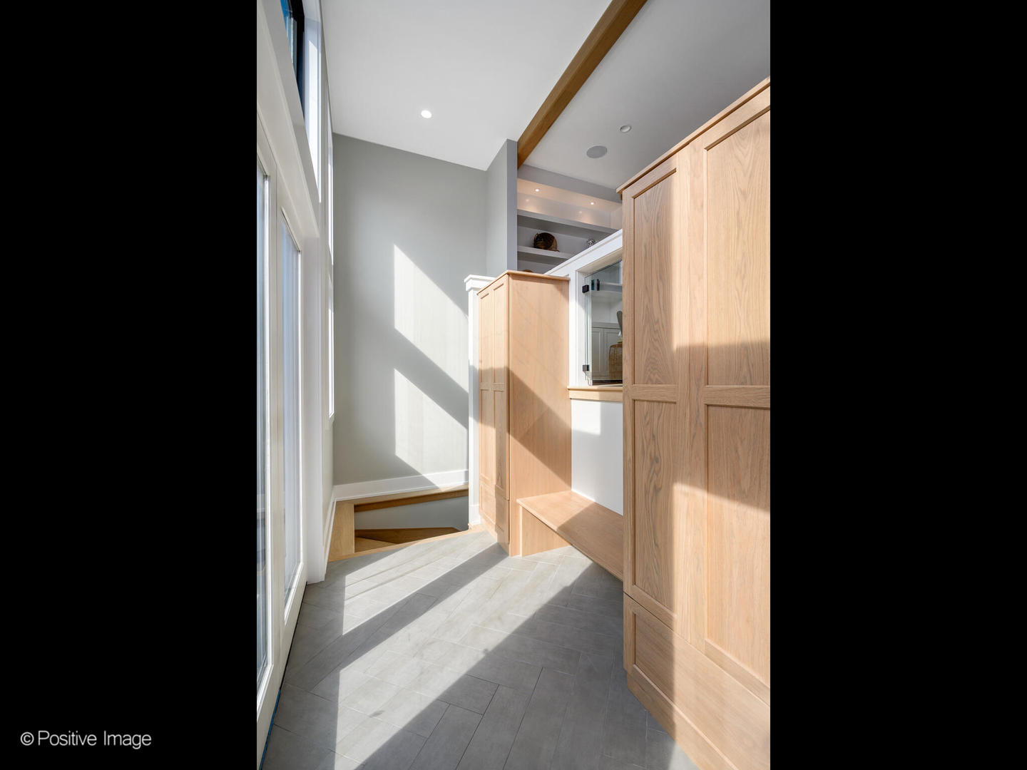 3302 North Hoyne Avenue Chicago, IL 60618 - Photo 25 of 27 a view of a living room